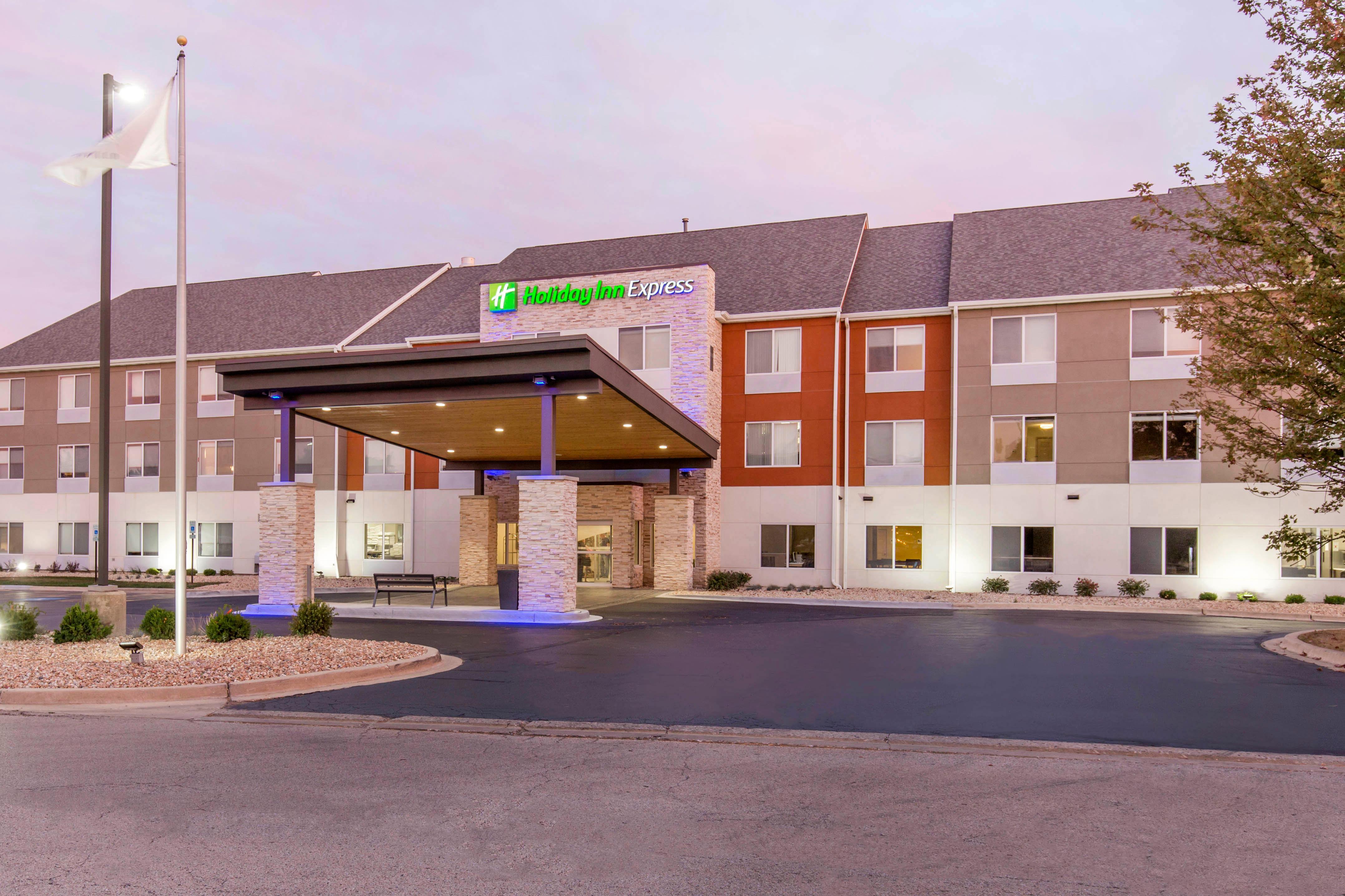 Holiday Inn Express And Suites Chicago West - St Charles By Ihg Saint Charles Luaran gambar