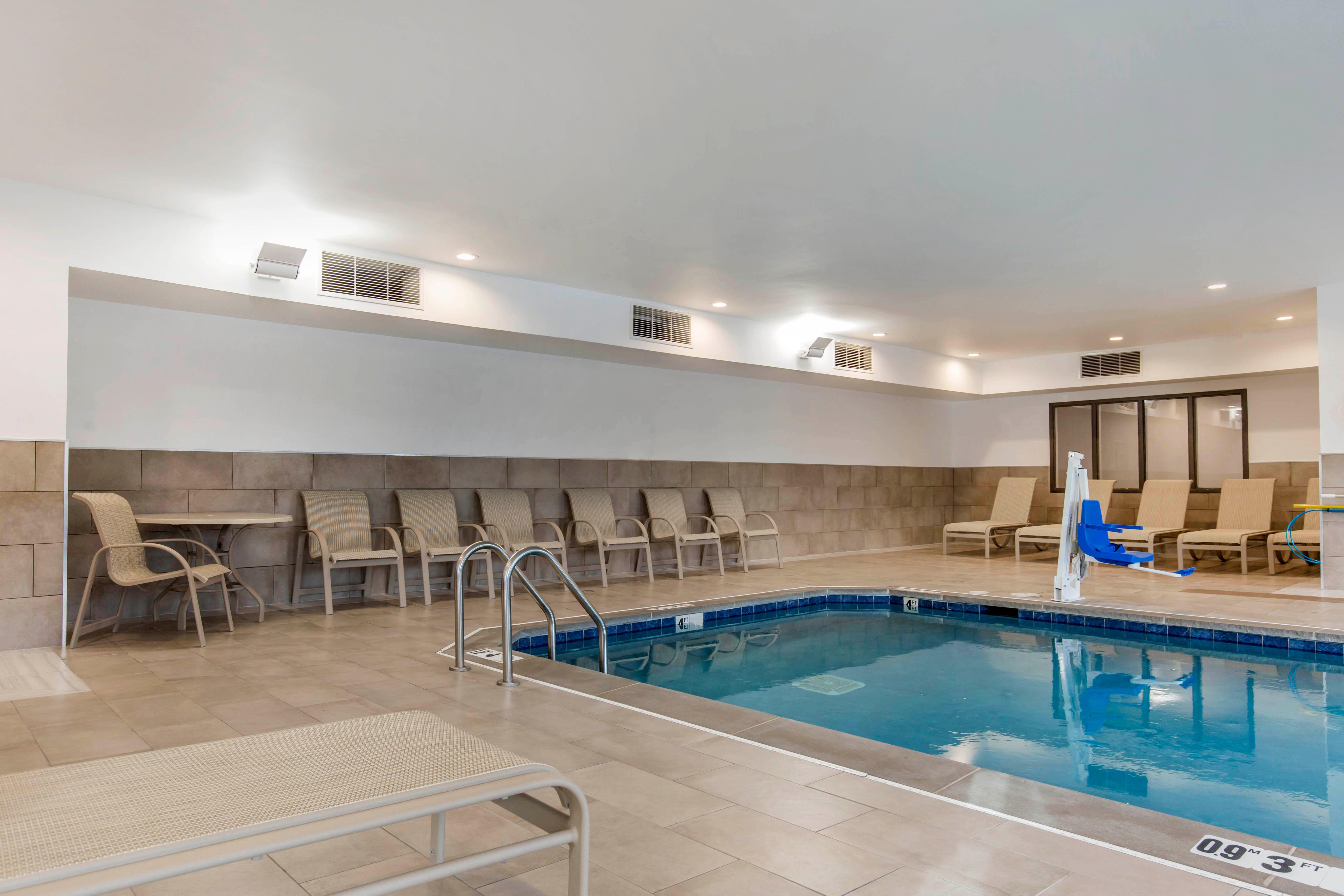 Holiday Inn Express And Suites Chicago West - St Charles By Ihg Saint Charles Luaran gambar