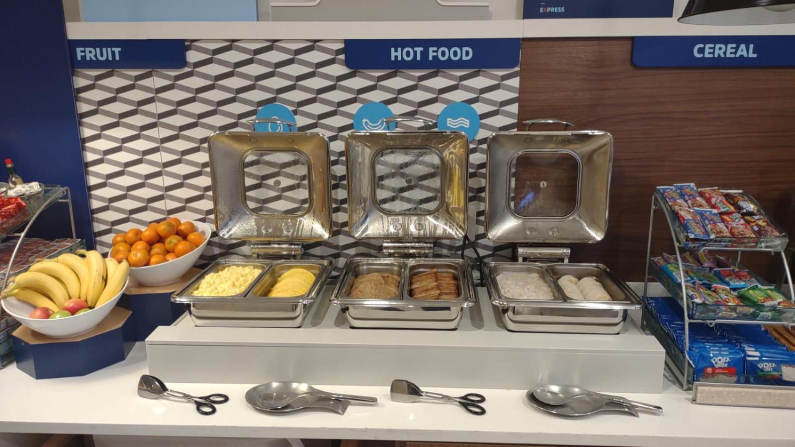 Holiday Inn Express And Suites Chicago West - St Charles By Ihg Saint Charles Luaran gambar
